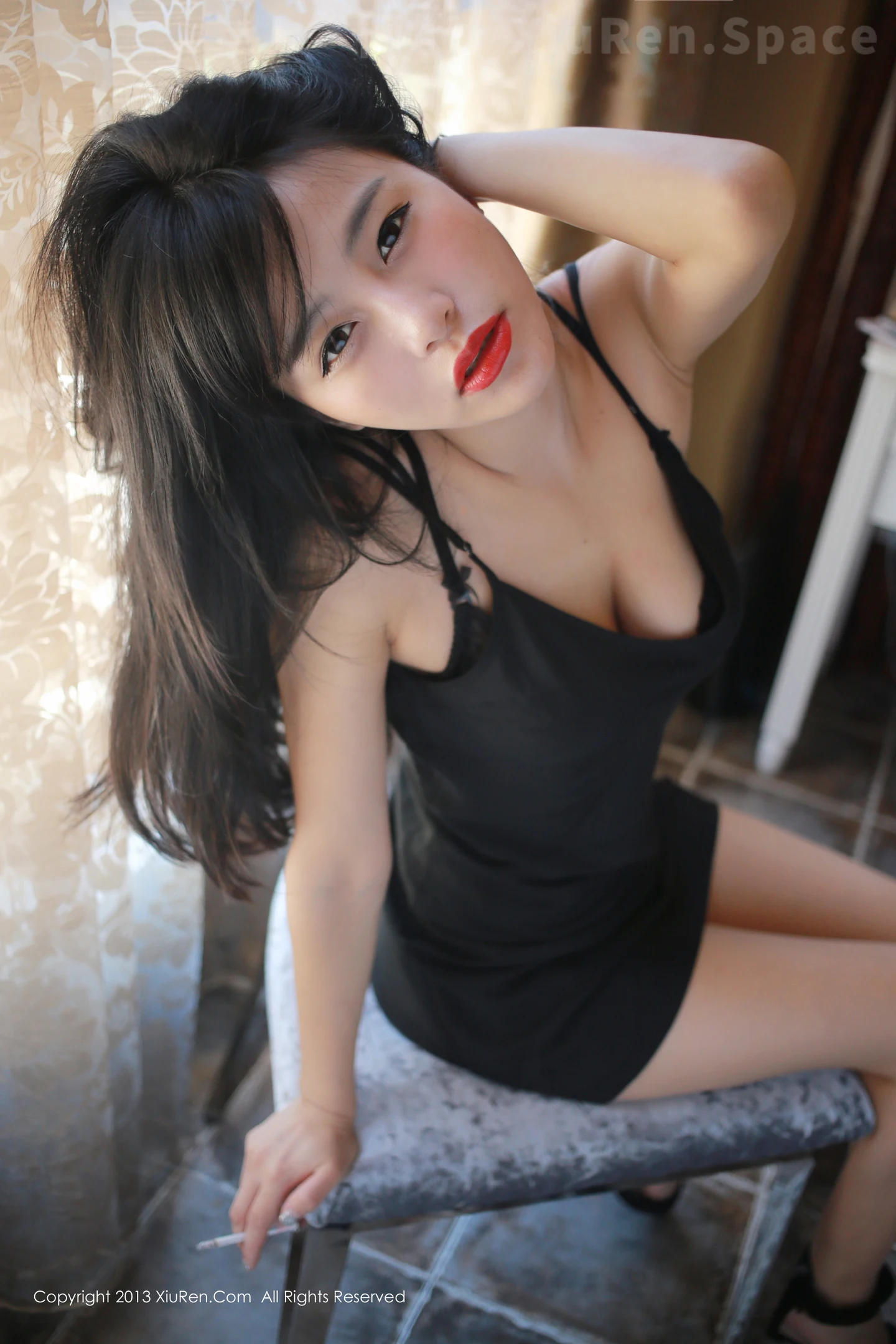 图片[5]-[XiuRen秀人网]VOL.007 嫩模toro羽住黑丝内衣性感红唇激情诱惑写真70P-秀人网官方网站